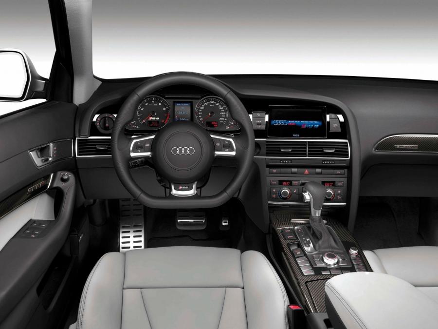 Торпедо Audi RS6 Avant (4F, C6) 2008 года  (WW) (фото 32 из 33)